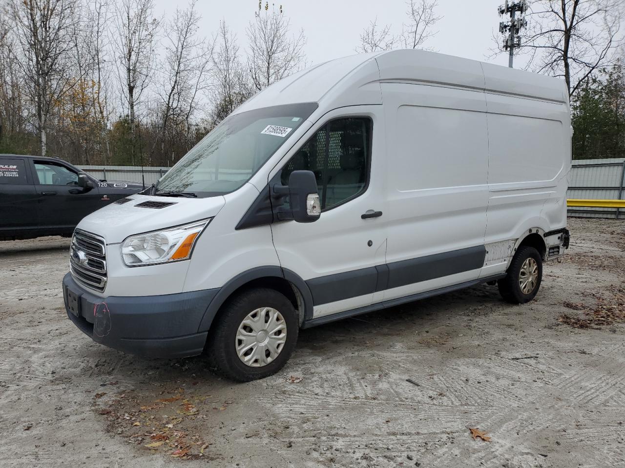 FORD TRANSIT T- 2015
