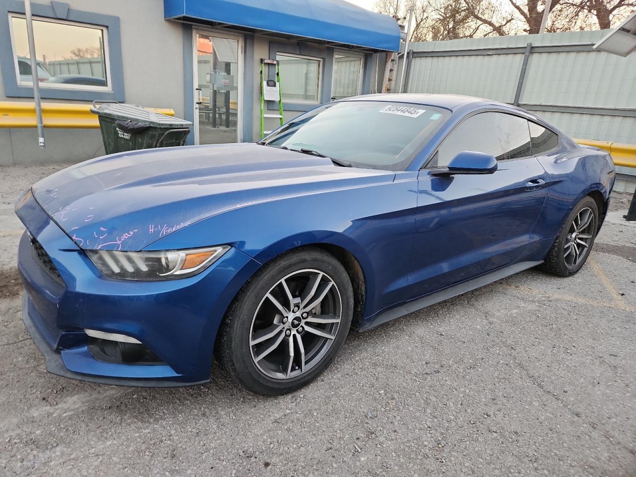 FORD MUSTANG 2017