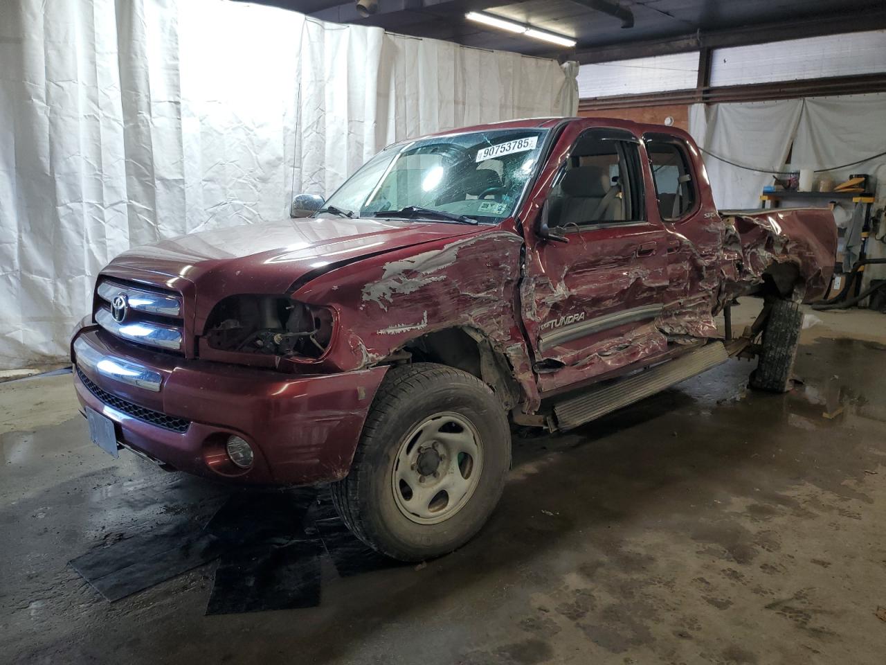 TOYOTA TUNDRA ACC 2004