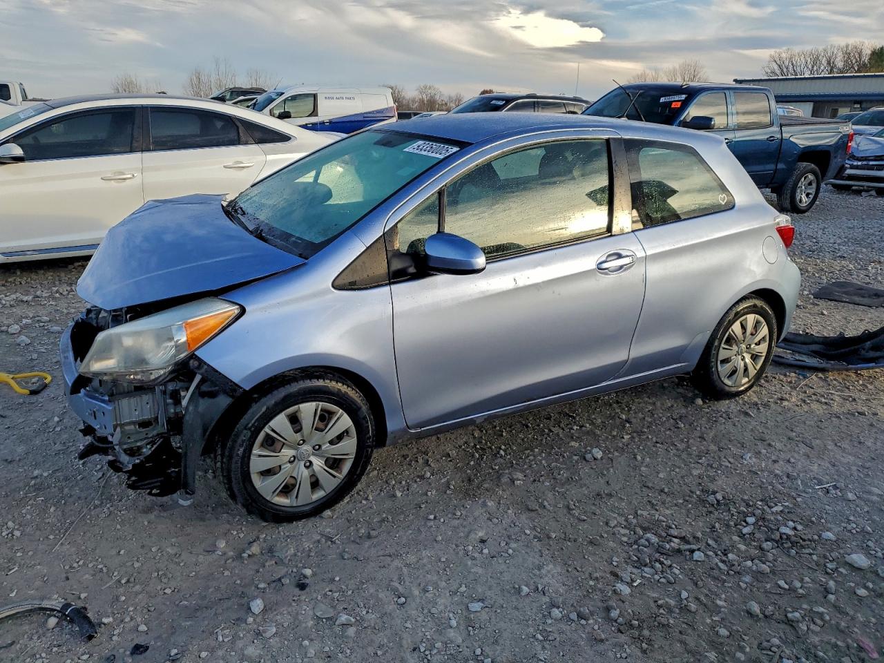 TOYOTA YARIS 2012