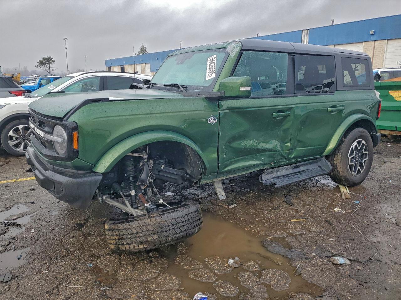 FORD BRONCO OUT 2025