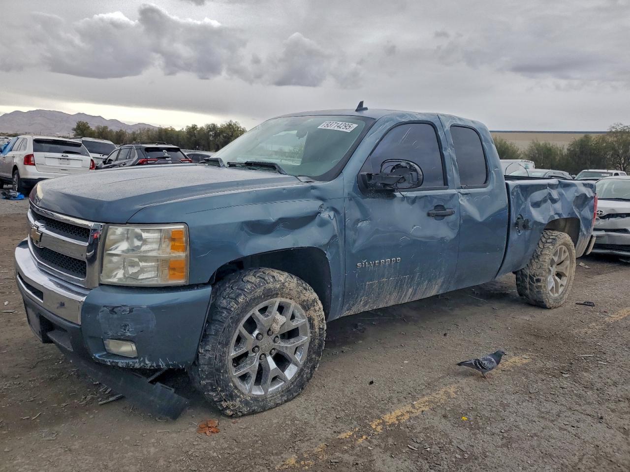 CHEVROLET SILVERADO 2011