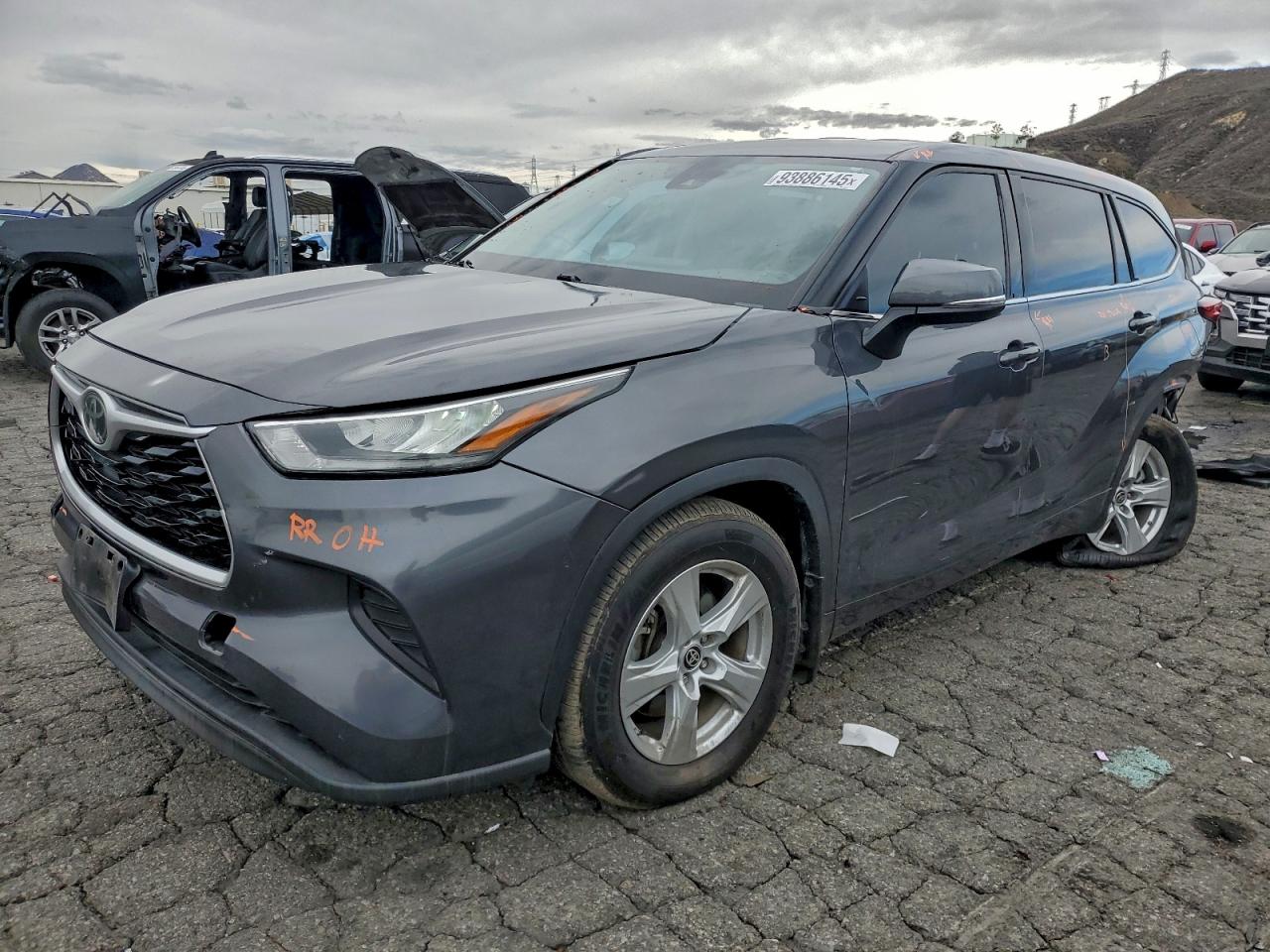 TOYOTA HIGHLANDER 2020