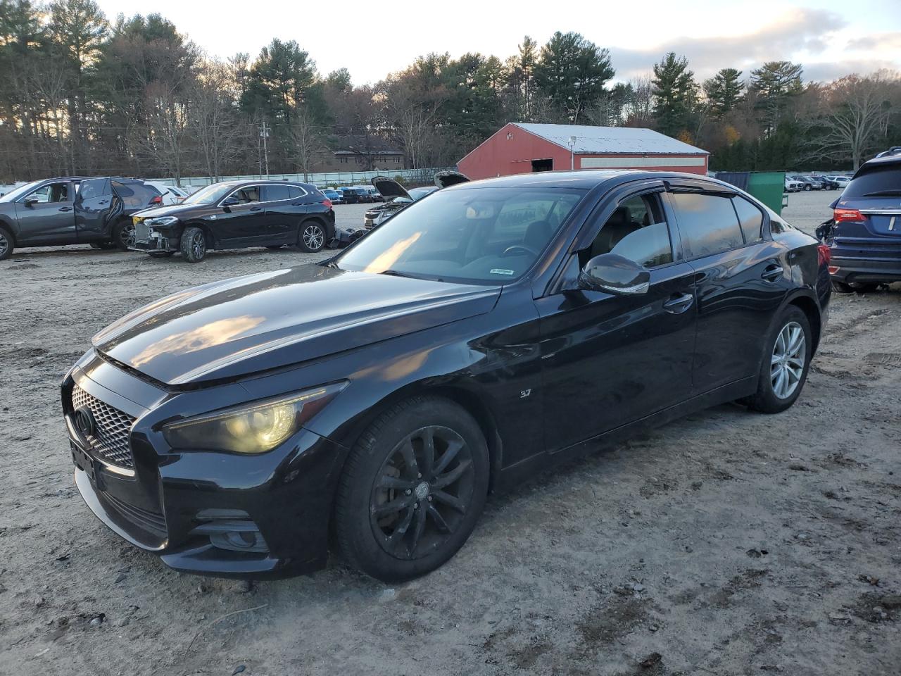 INFINITI Q50 BASE 2015