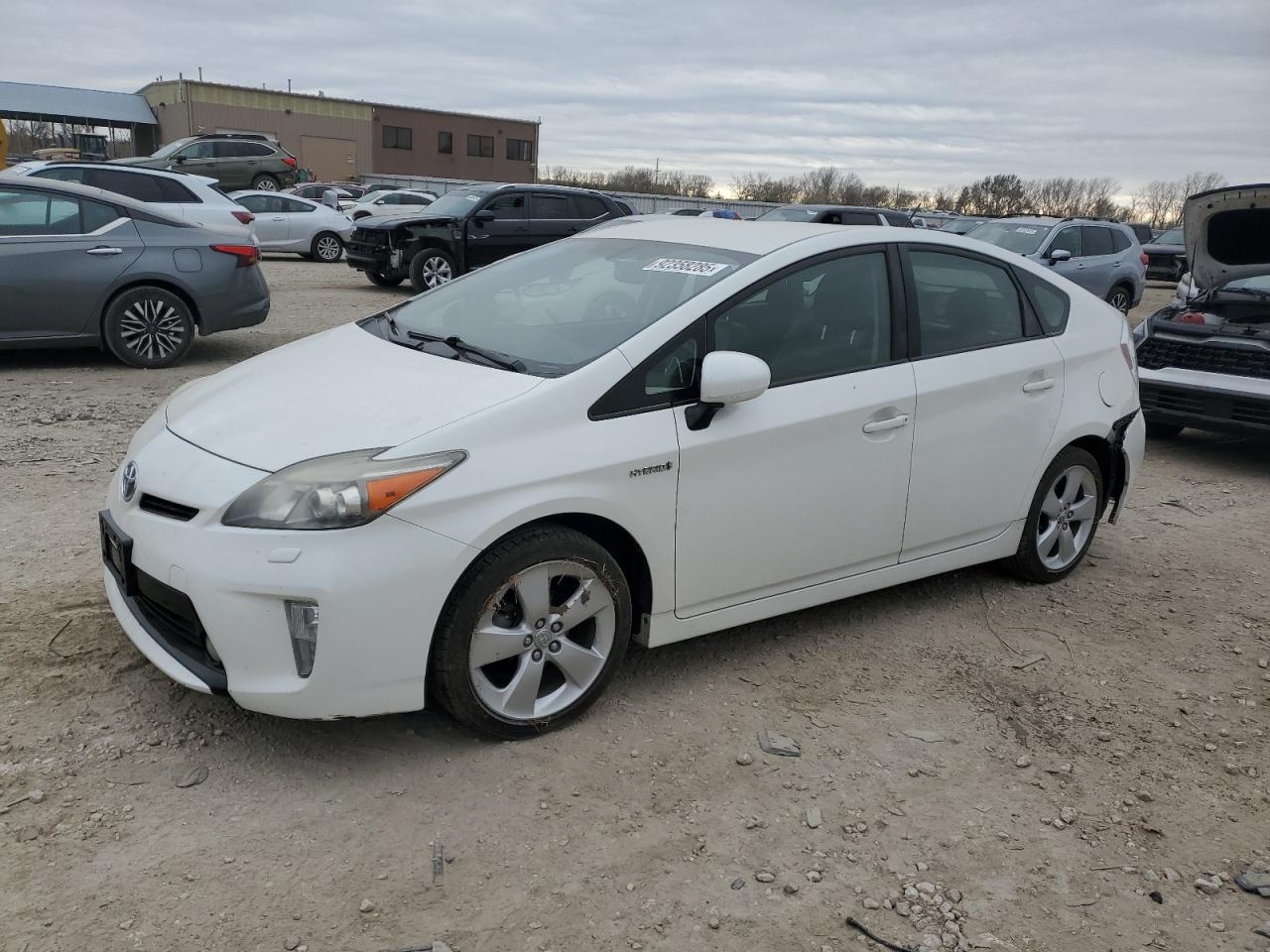 TOYOTA PRIUS 2013