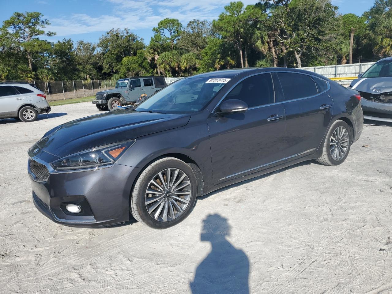 KIA CADENZA PR 2017