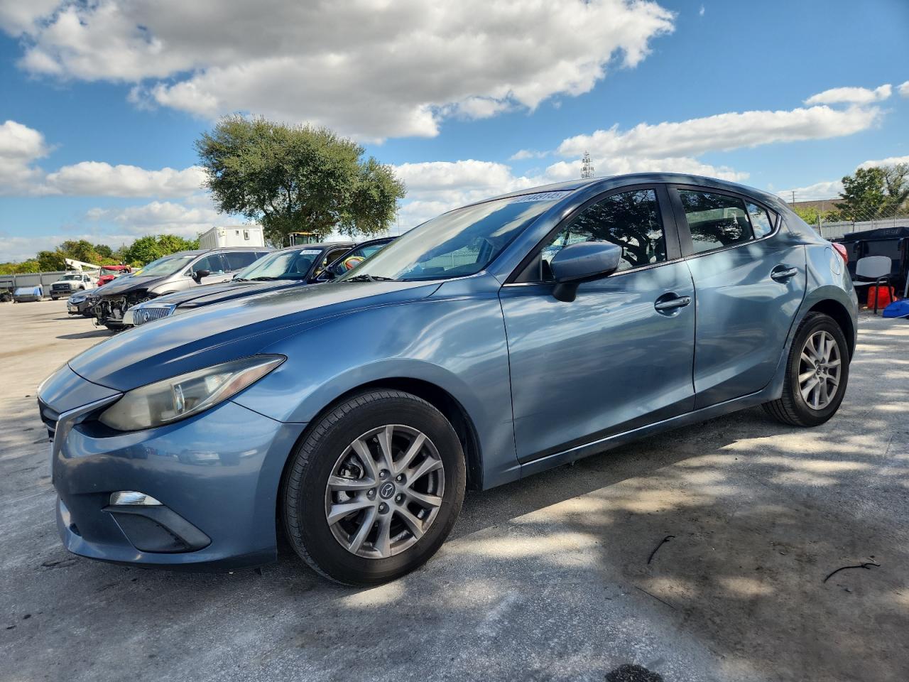 MAZDA 3 2014