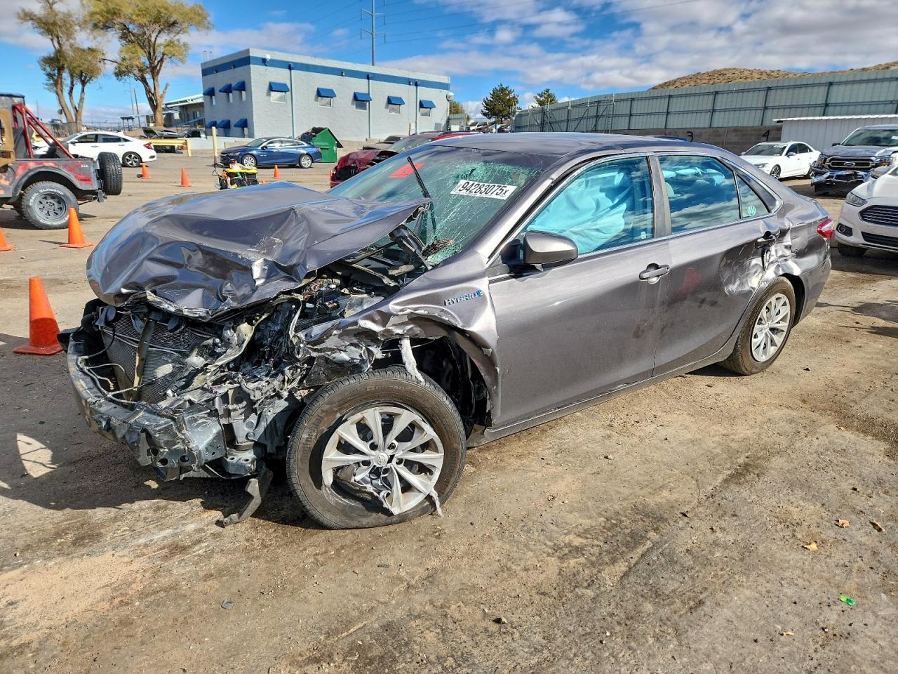 TOYOTA CAMRY HYBR 2016