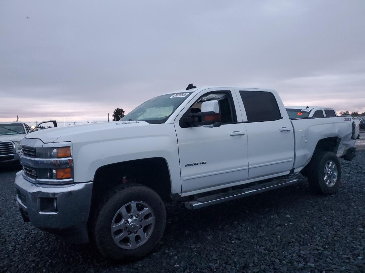 CHEVROLET SILVERADO 2016