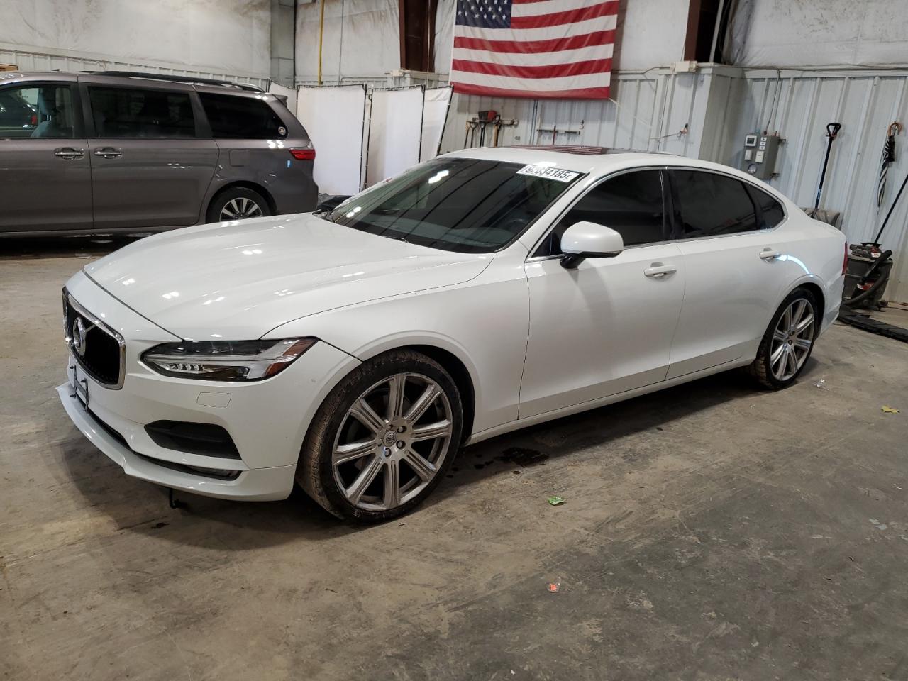 VOLVO S90 T5 MOM 2018