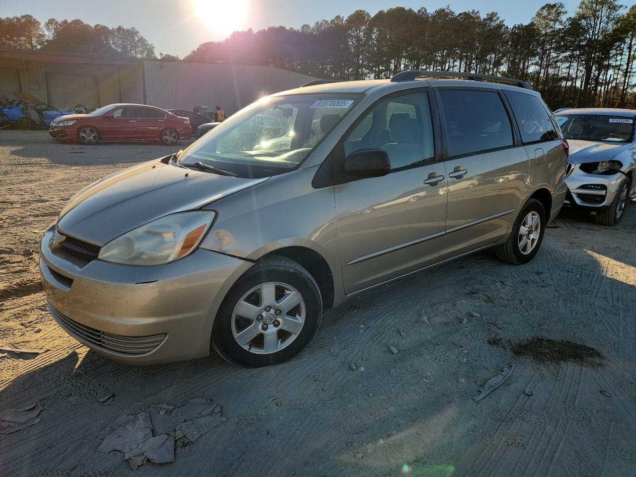 TOYOTA SIENNA CE 2004