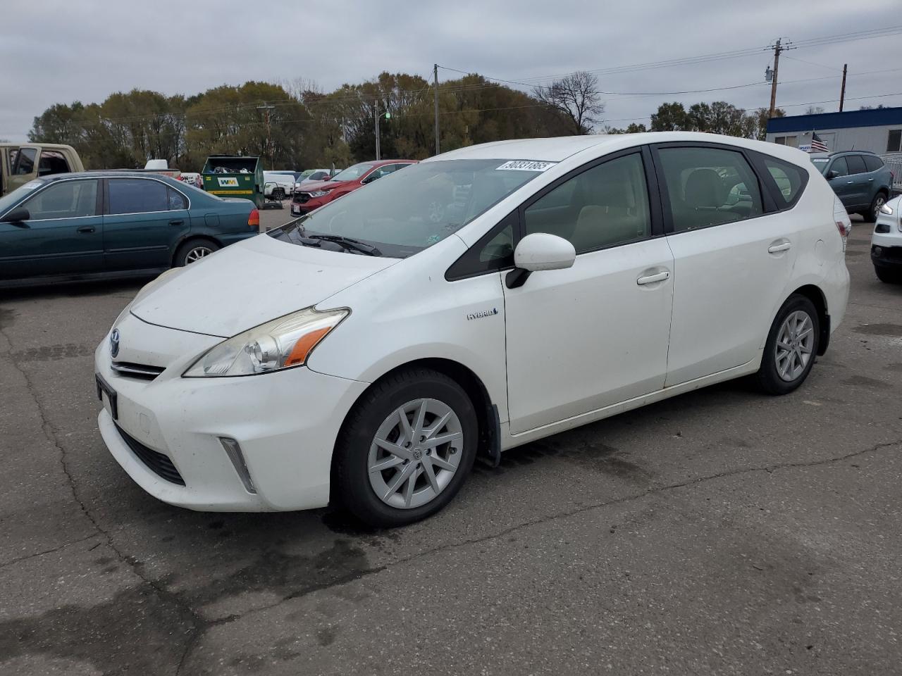 TOYOTA PRIUS V 2012