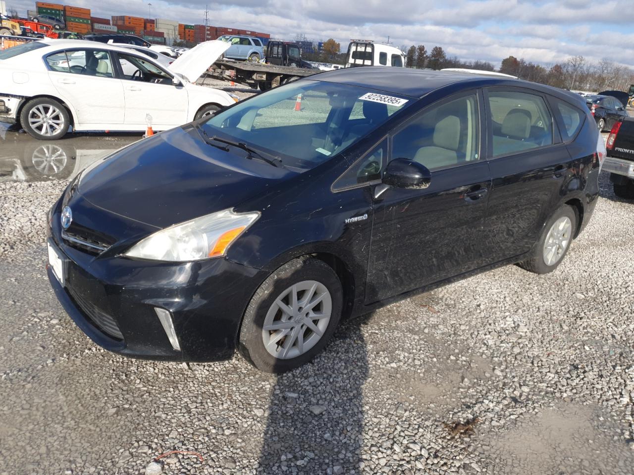 TOYOTA PRIUS V 2014