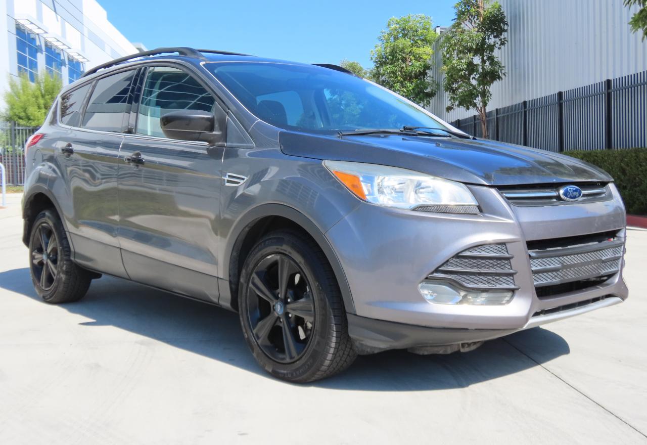 FORD ESCAPE SE 2013