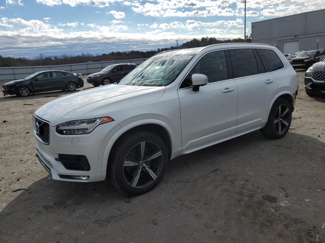 VOLVO XC90 T6 2016