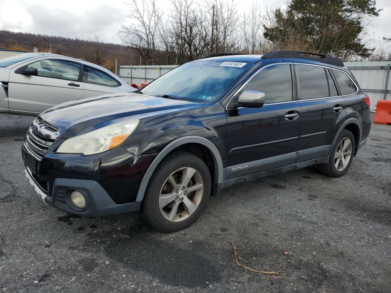 SUBARU OUTBACK 2. 2013