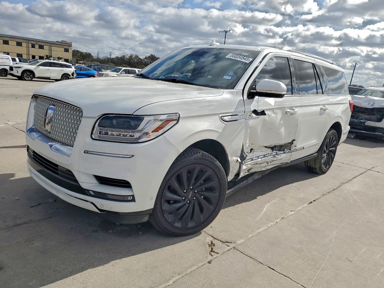 LINCOLN NAVIGATOR 2021