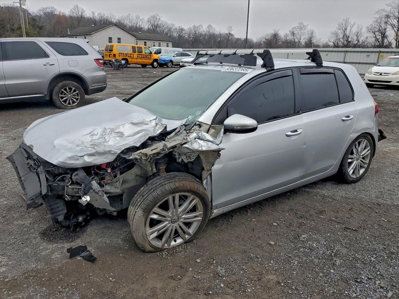 VOLKSWAGEN GOLF 2013