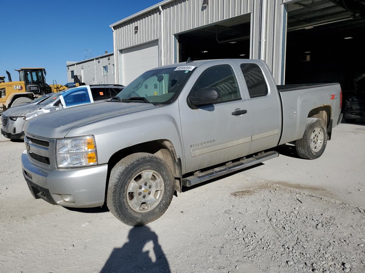 CHEVROLET SILVERADO 2011