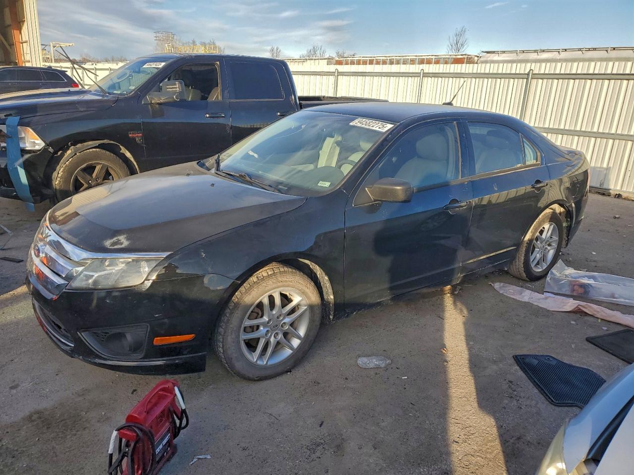 FORD FUSION S 2012
