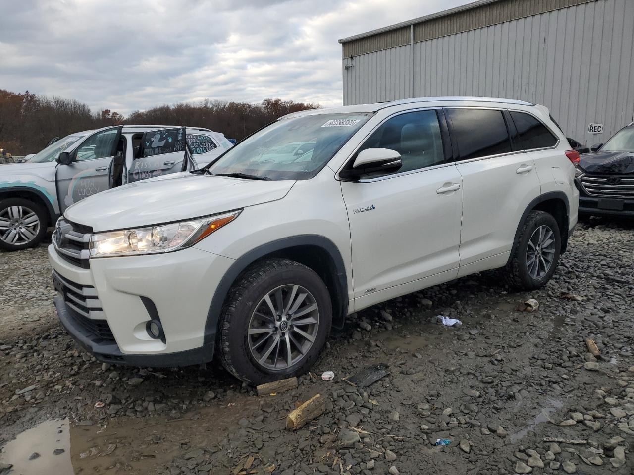 TOYOTA HIGHLANDER 2018