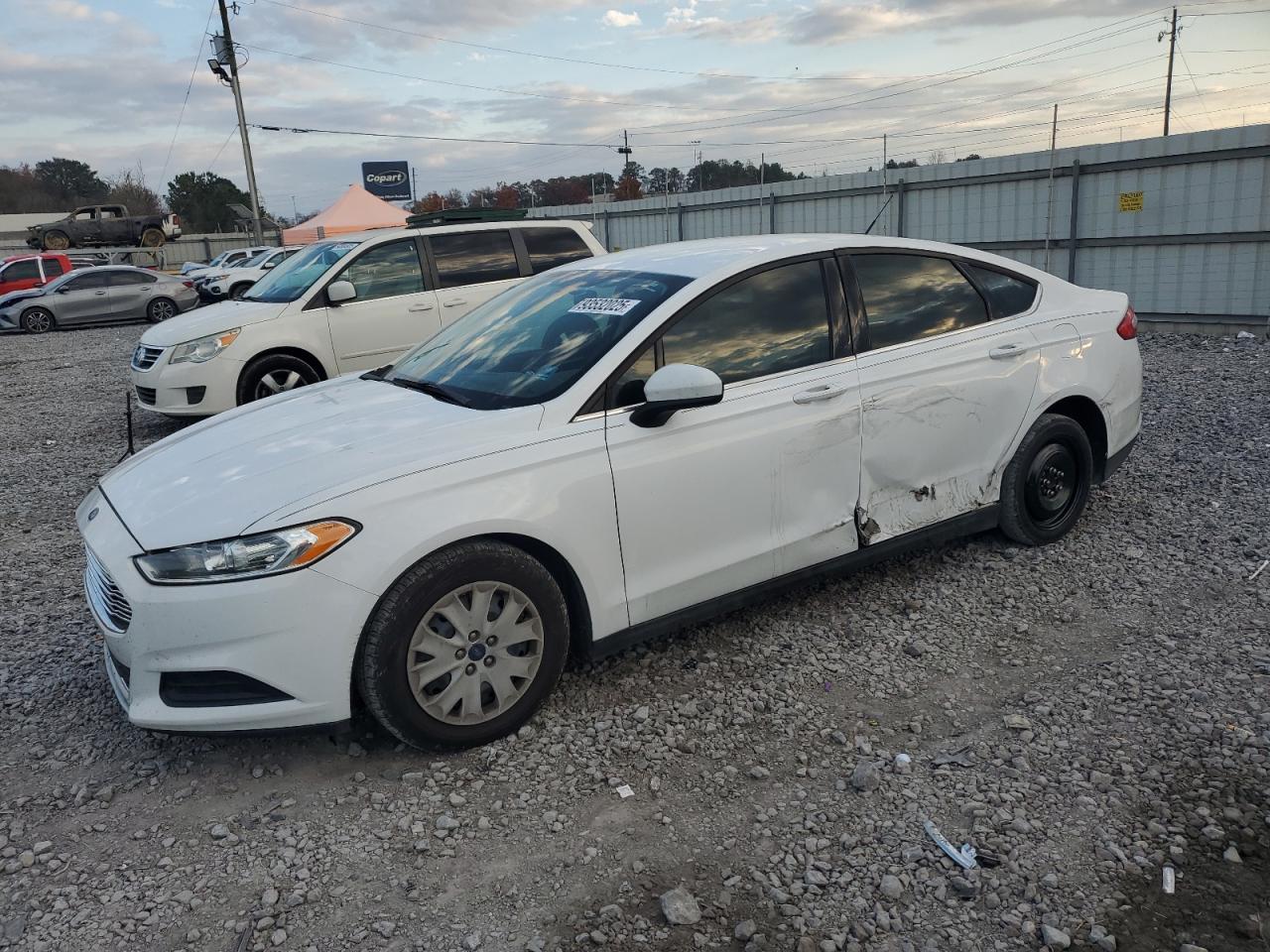 FORD FUSION S 2013