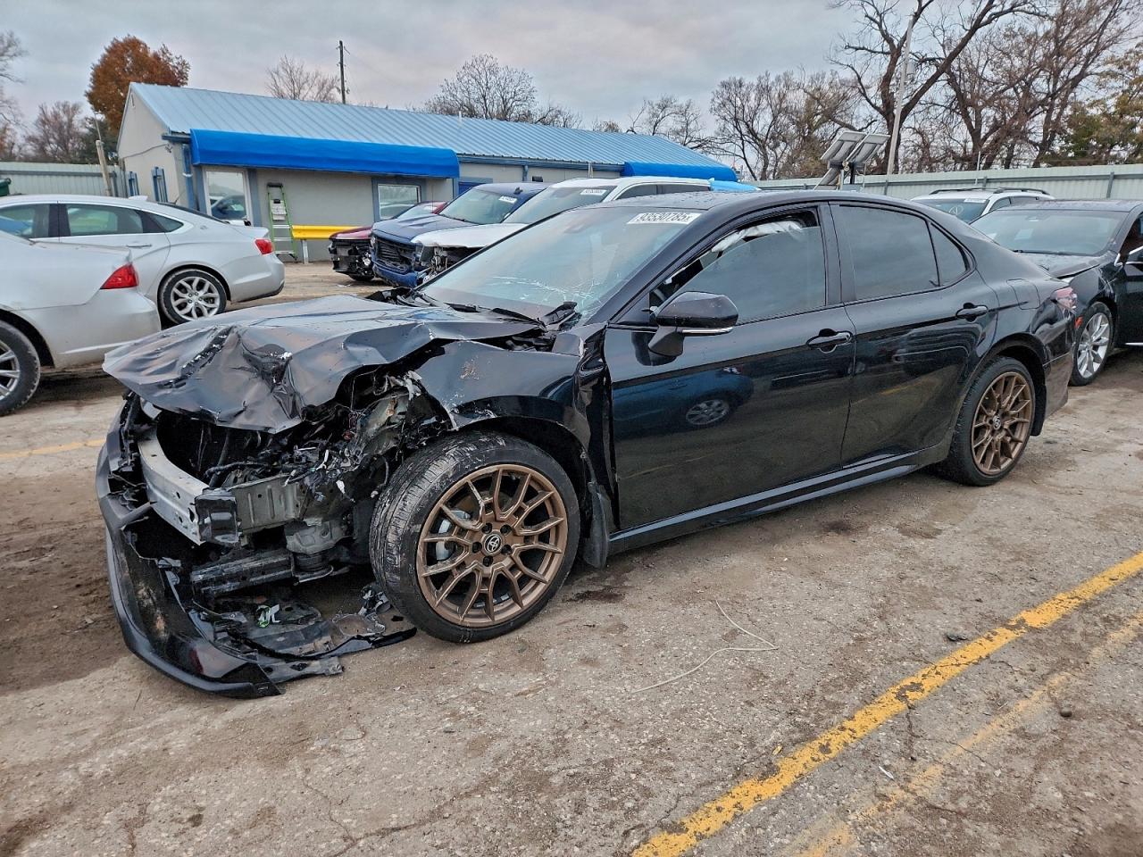 TOYOTA CAMRY SE N 2023
