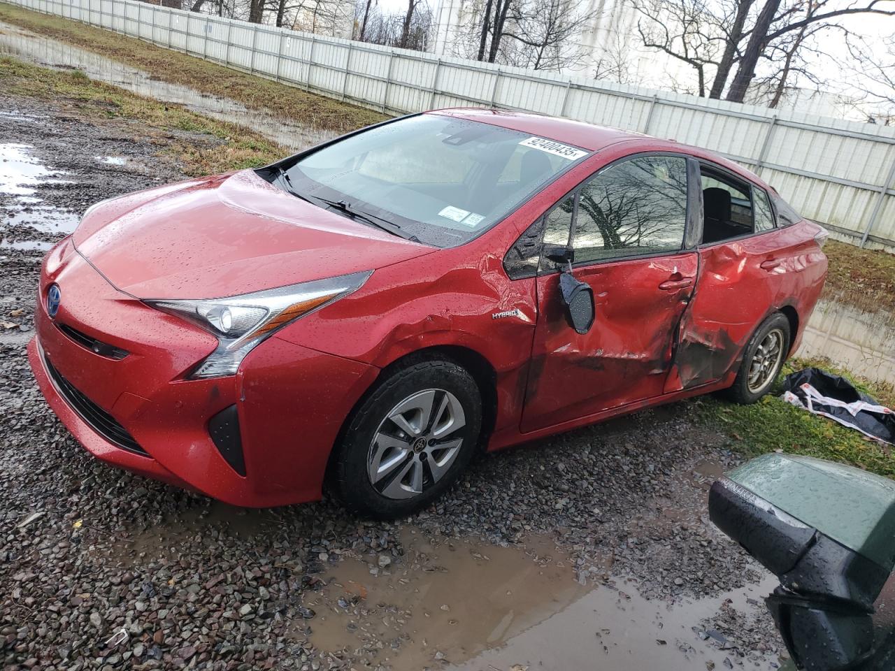 TOYOTA PRIUS 2017