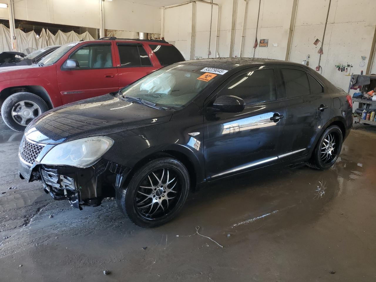 SUZUKI KIZASHI SE 2011