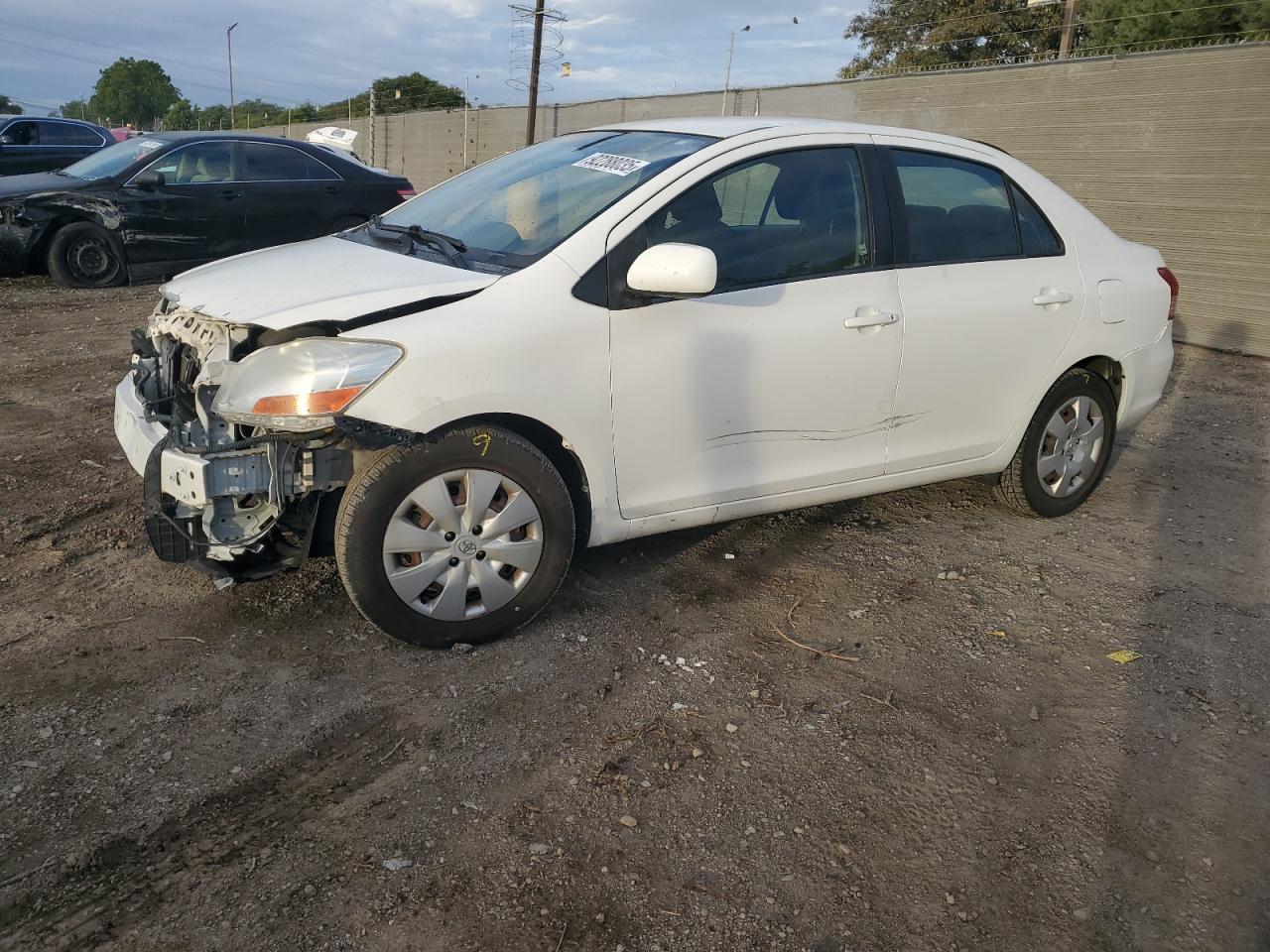 TOYOTA YARIS 2010
