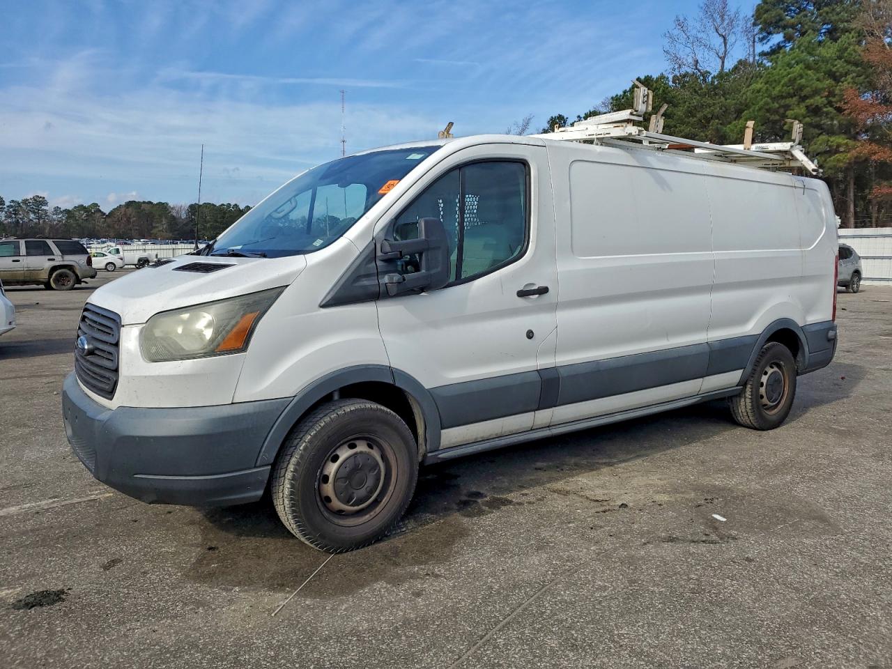 FORD TRANSIT T- 2015
