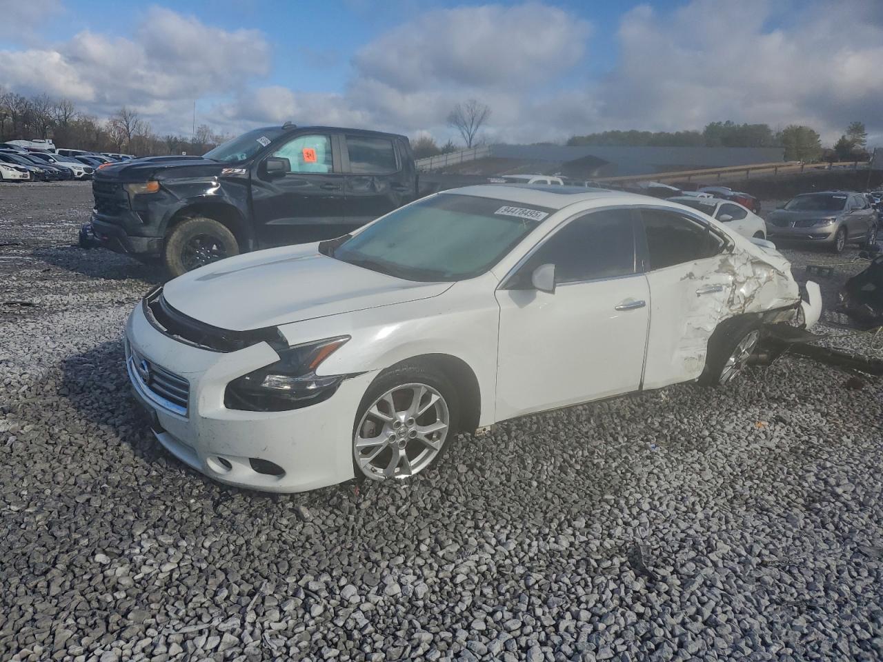 NISSAN MAXIMA 2012