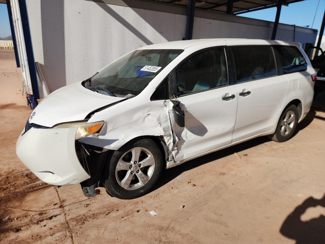 TOYOTA SIENNA 2015