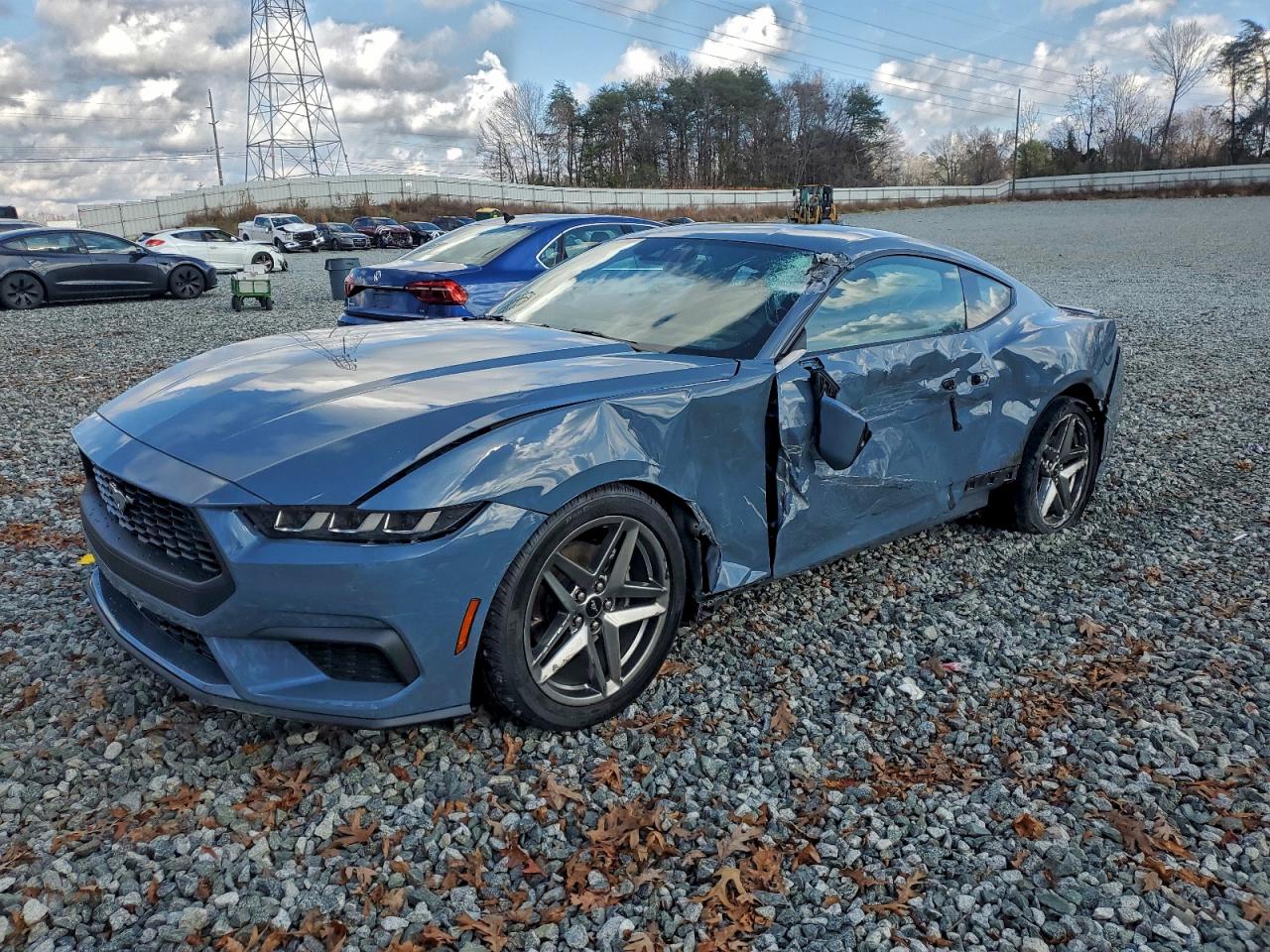 FORD MUSTANG 2024