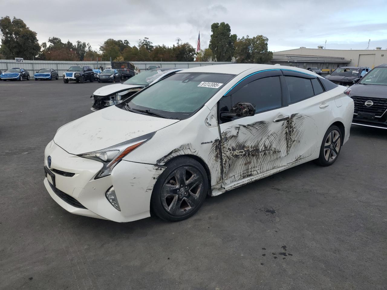 TOYOTA PRIUS 2018