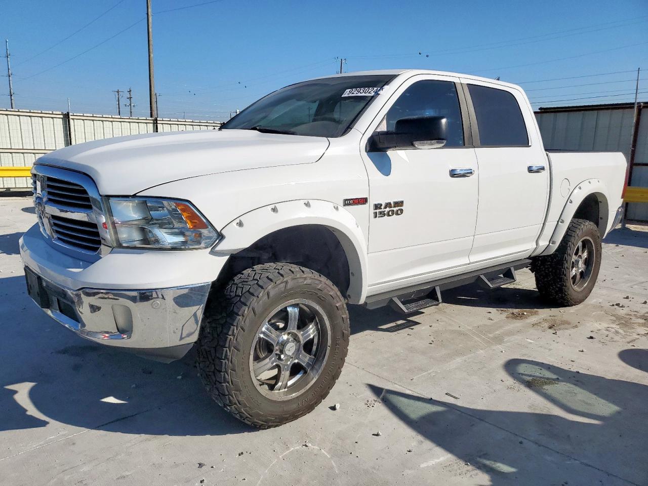 RAM 1500 SLT 2015