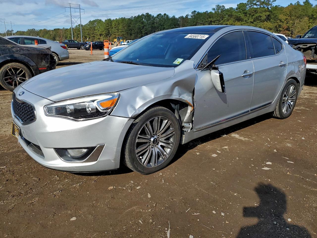 KIA CADENZA 2016