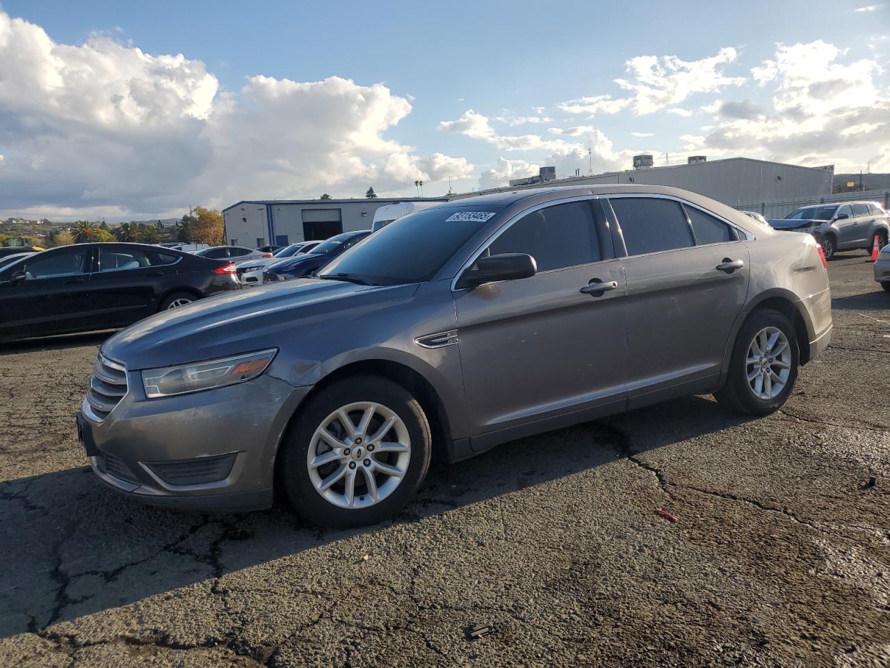 FORD TAURUS SE 2014