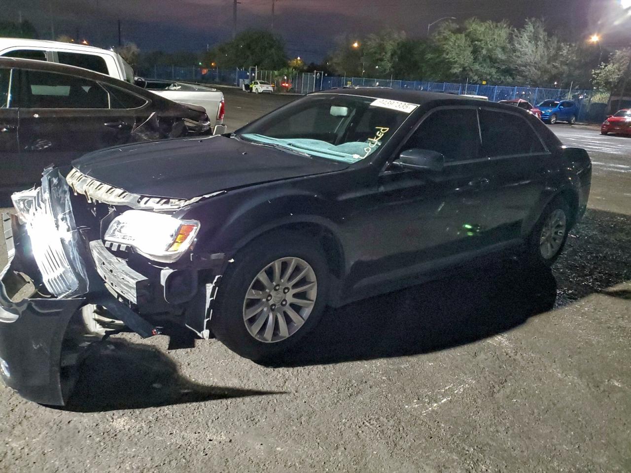CHRYSLER 300 2012