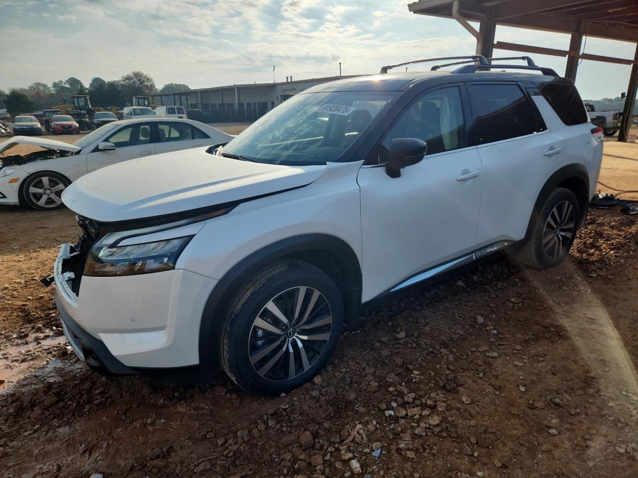 NISSAN PATHFINDER 2025