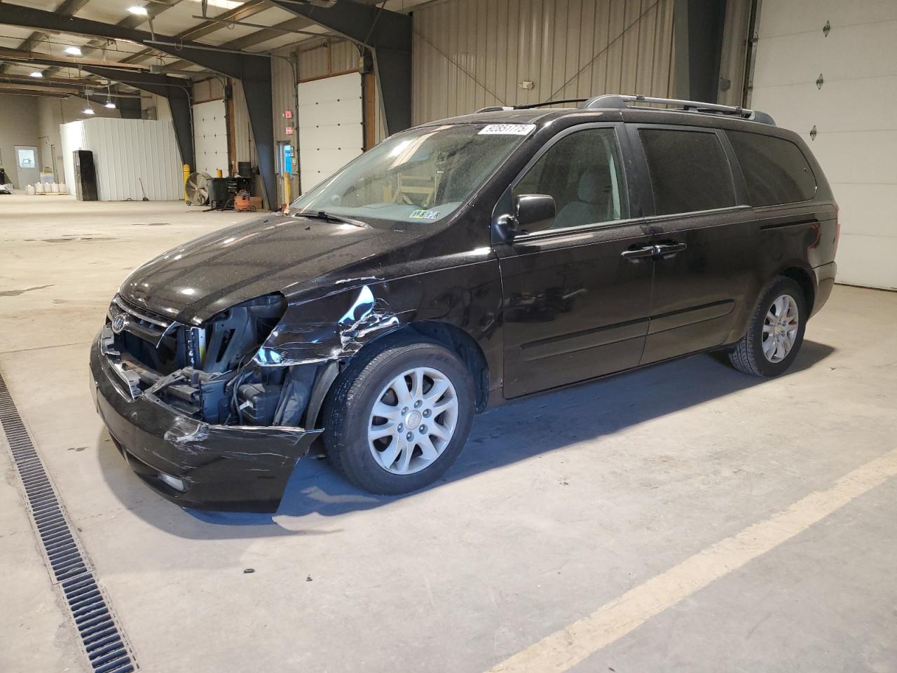 KIA SEDONA 2008