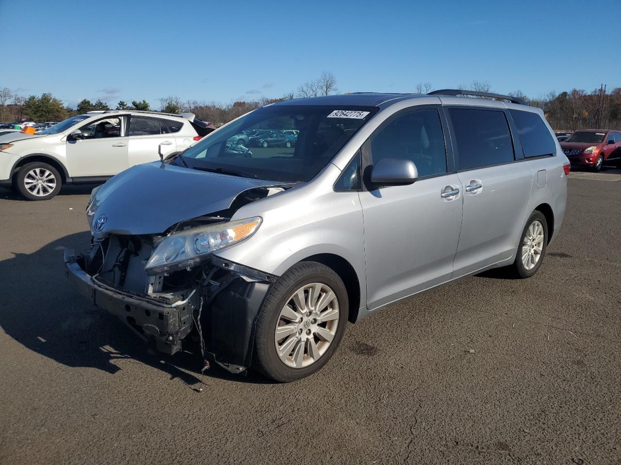 TOYOTA SIENNA 2015