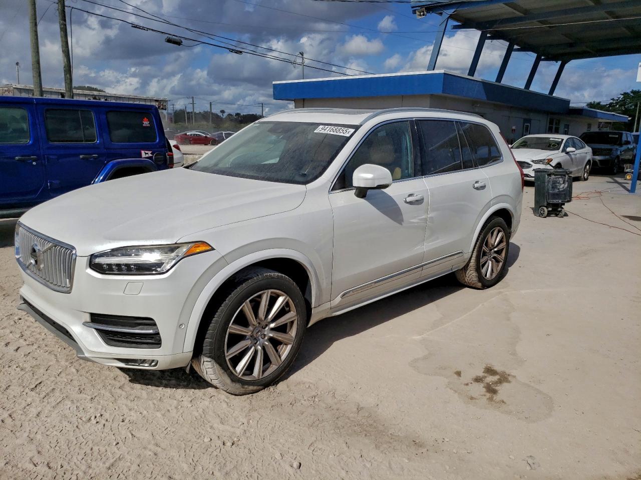 VOLVO XC90 T6 2016