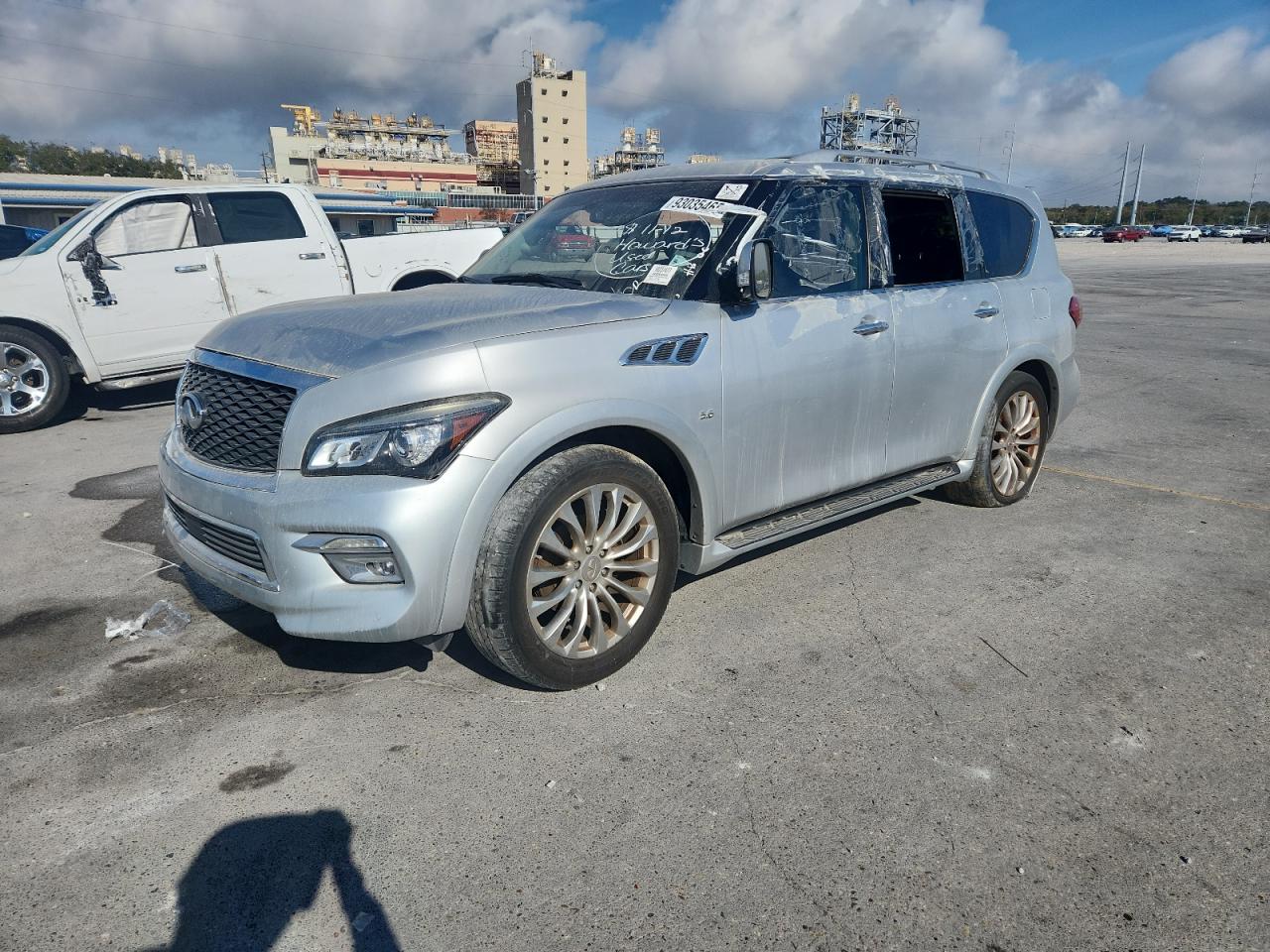 INFINITI QX80 2015
