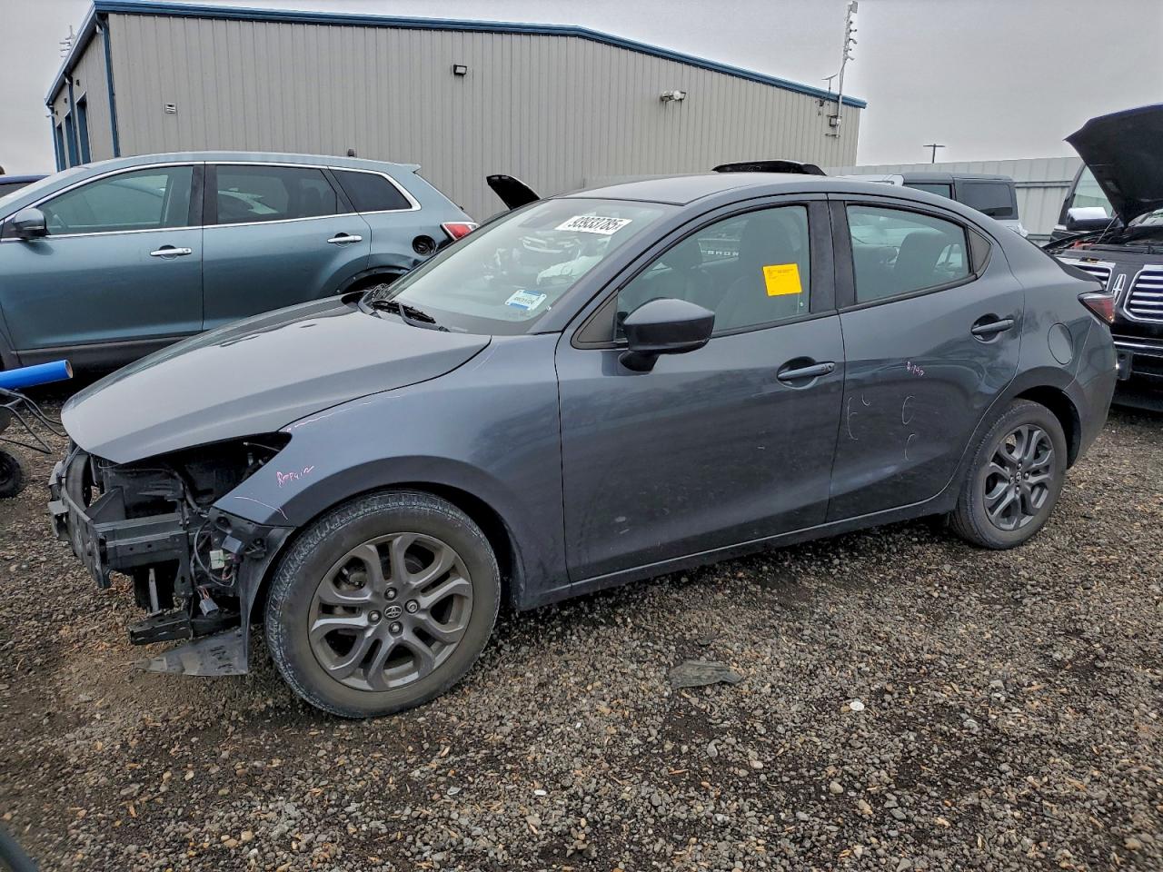 TOYOTA YARIS L 2019