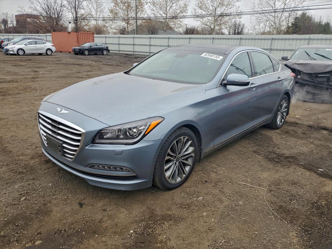 HYUNDAI GENESIS 3. 2016