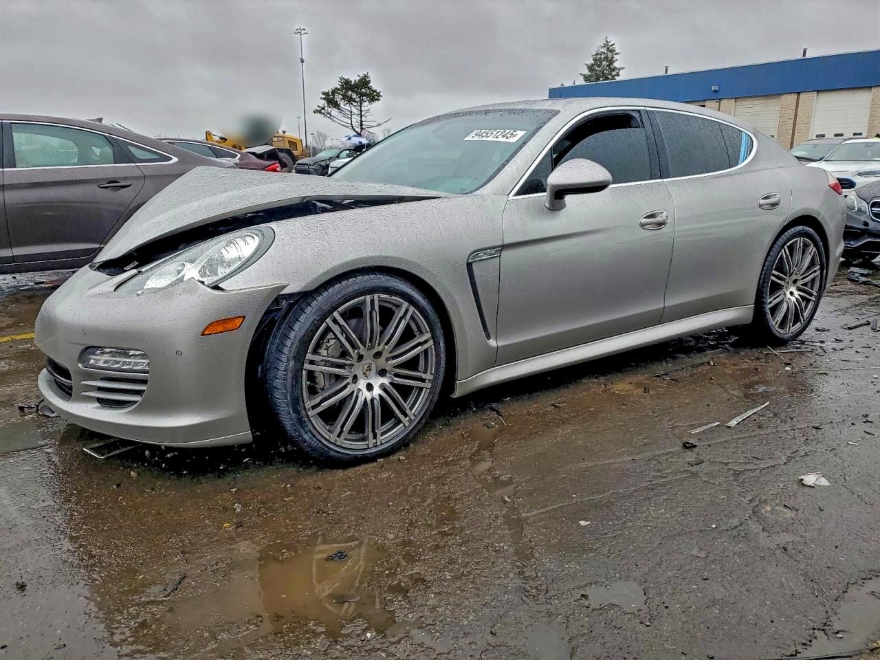 PORSCHE PANAMERA S 2011