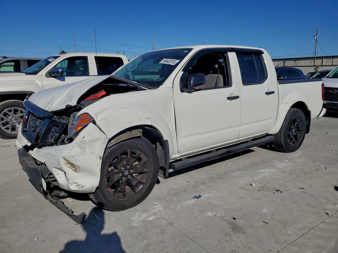 NISSAN FRONTIER 2021