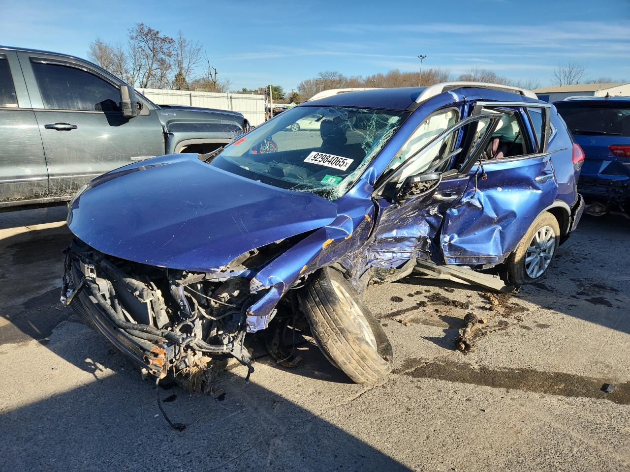 NISSAN ROGUE 2018