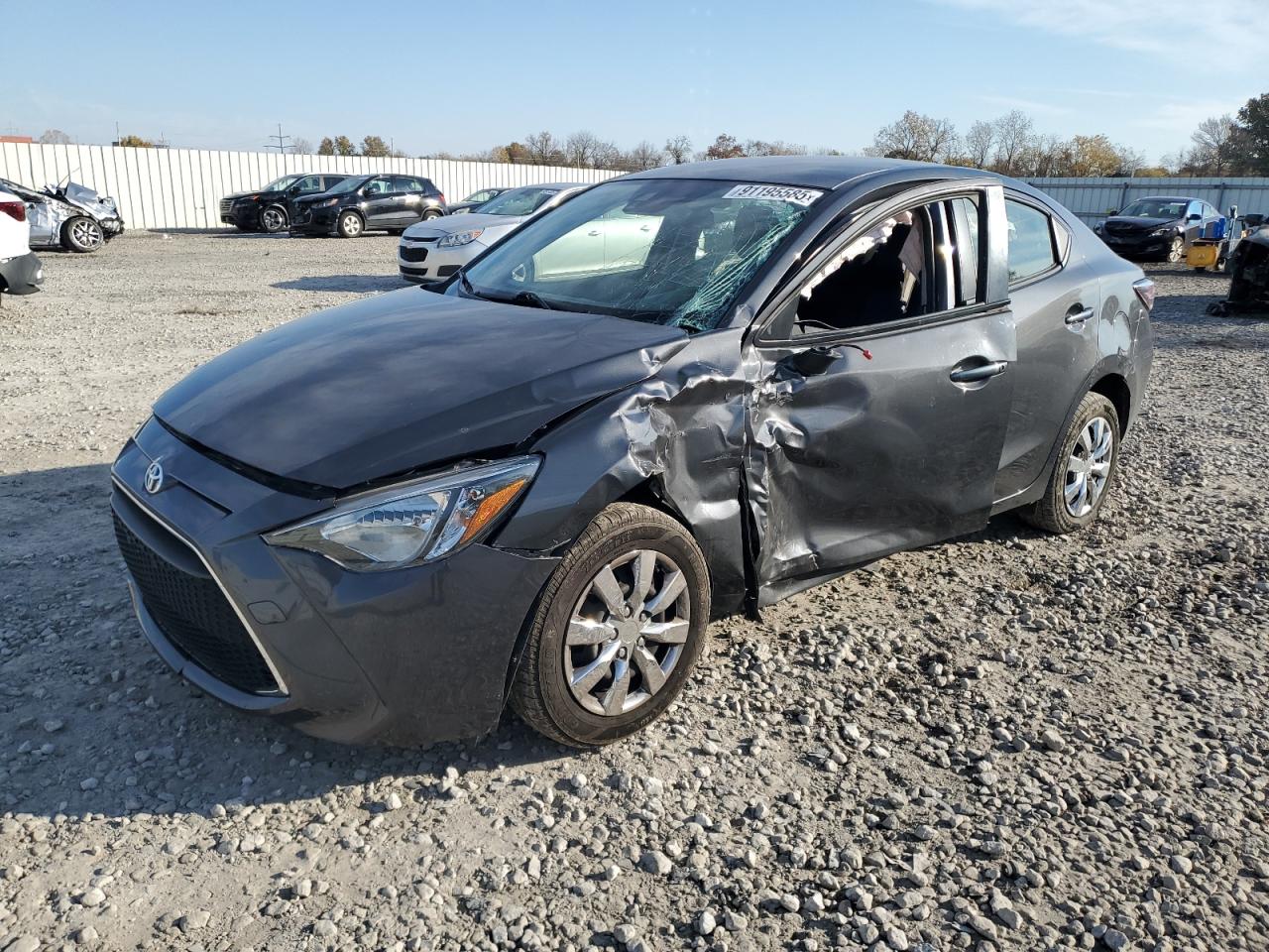 TOYOTA YARIS 2019